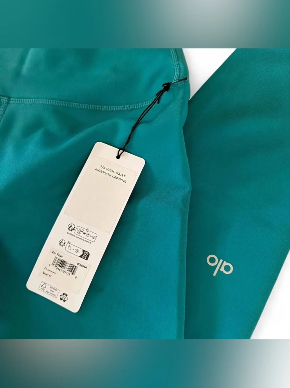 Alo 7/8 High-Waist Airlift Legging in Emerald Isle Size Medium